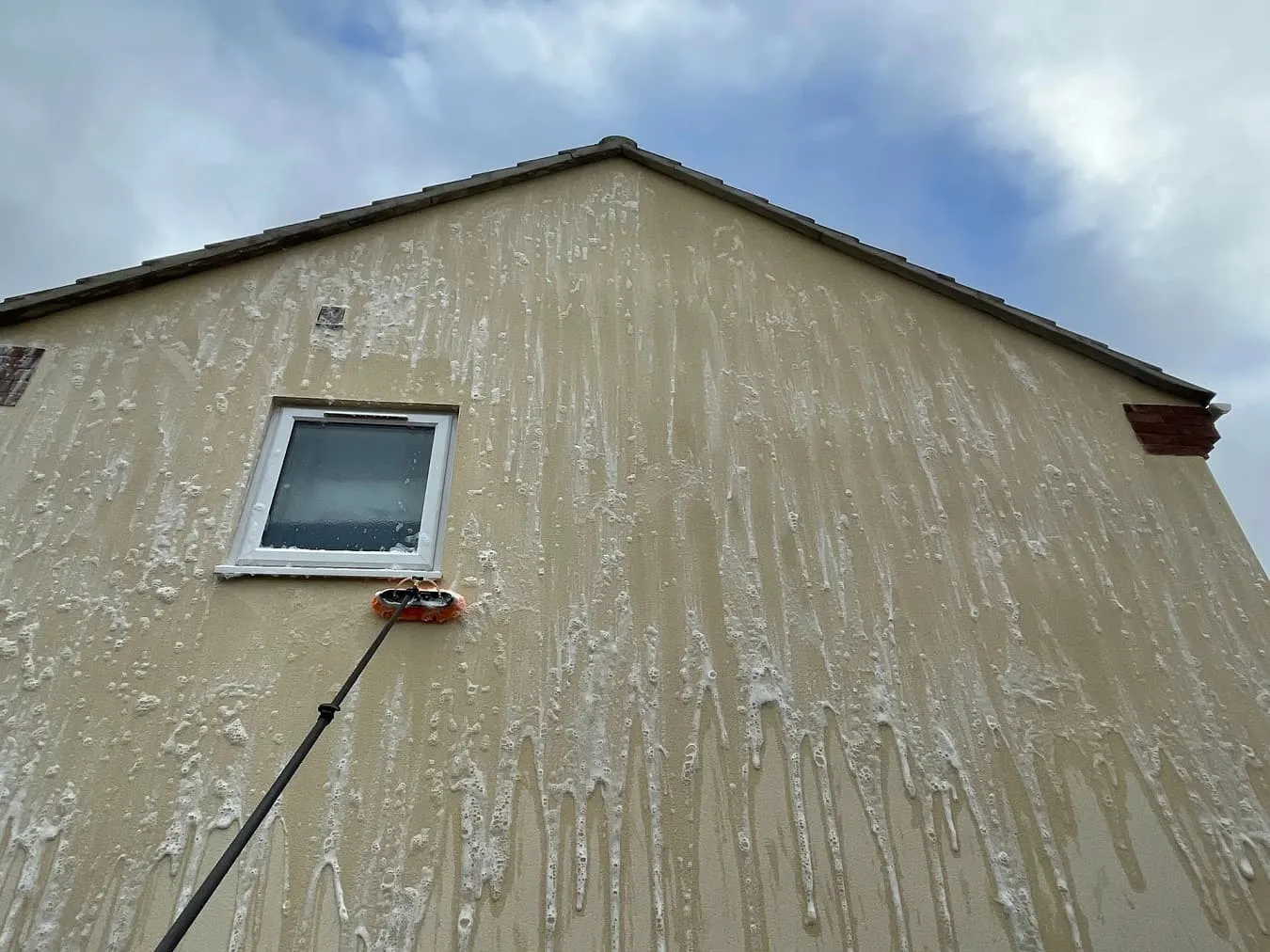 Render and brick cleaning